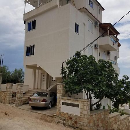 Villa E Olsi Kacupaj Sarandë Exteriör bild